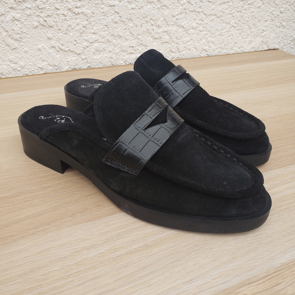 Free People black suede slipper Franklin sz 8